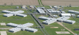 Illustration for article titled What It's Like To Play A Round Of Golf At A Maximum Security Prison